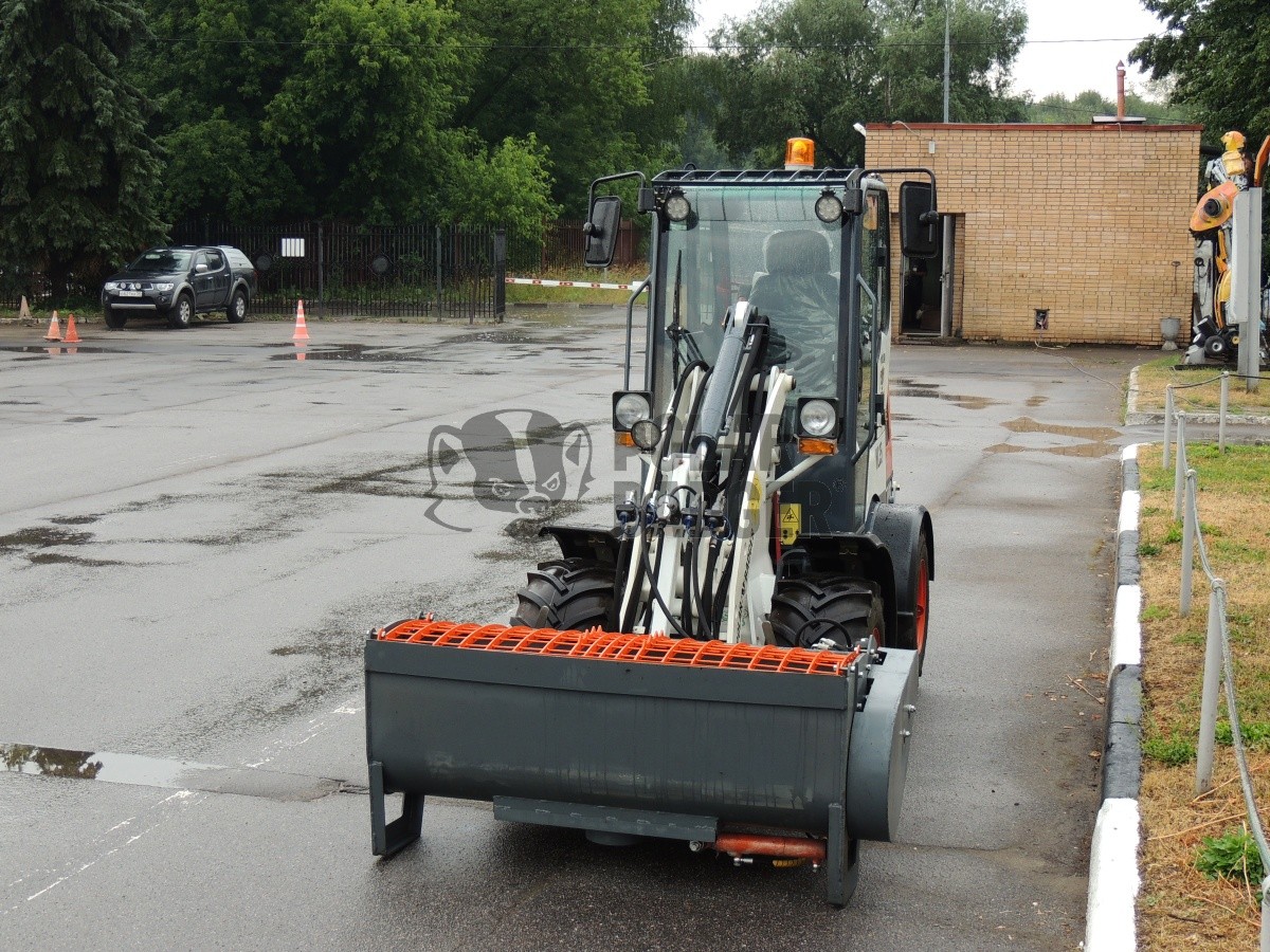 betonosmesitelnyy-kovsh-1