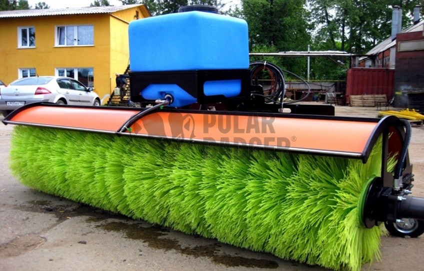 shchetka-podmetalnaya-s-polivom